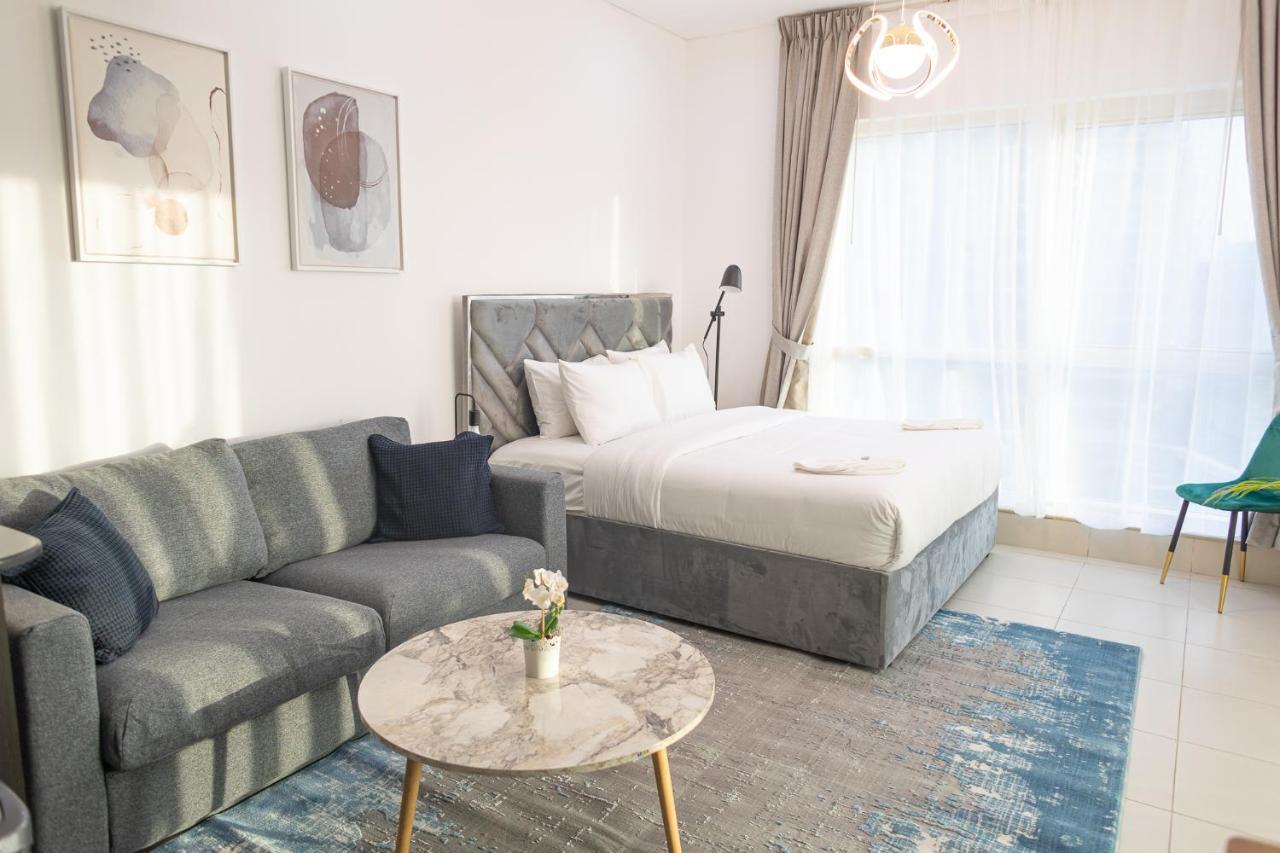 Apartment Royal Oceanic In Jbr By Happy Season Dubai