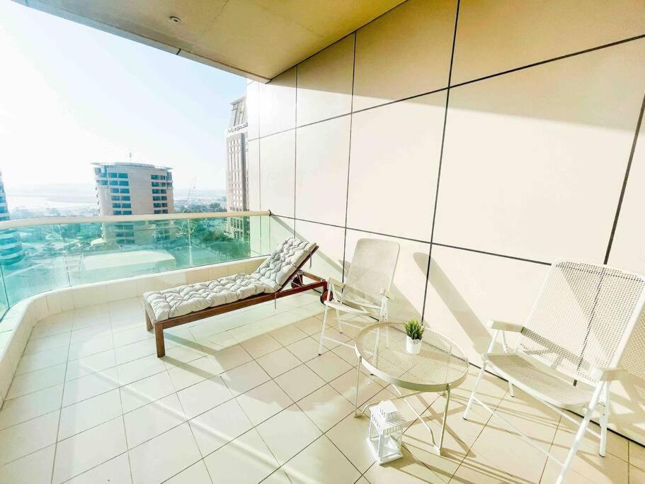 Apartment Royal Oceanic In Jbr By Happy Season Dubai