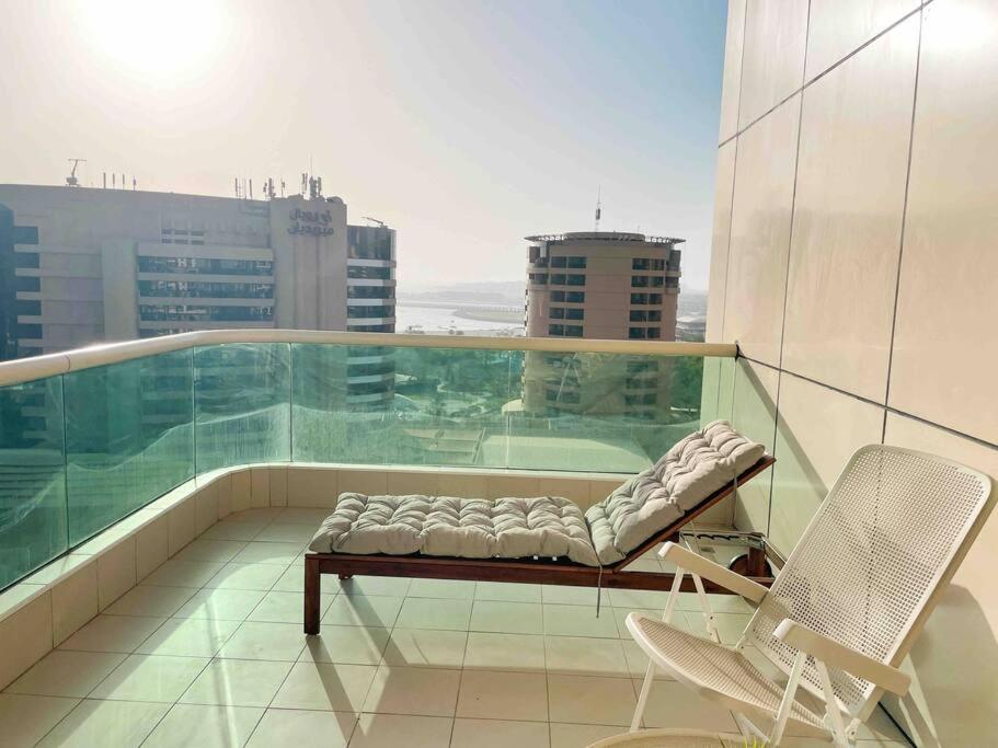 Apartment Royal Oceanic In Jbr By Happy Season Dubai